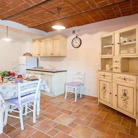 Domus Amica Bed & Breakfast Lu (Piedmont) Екстериор снимка