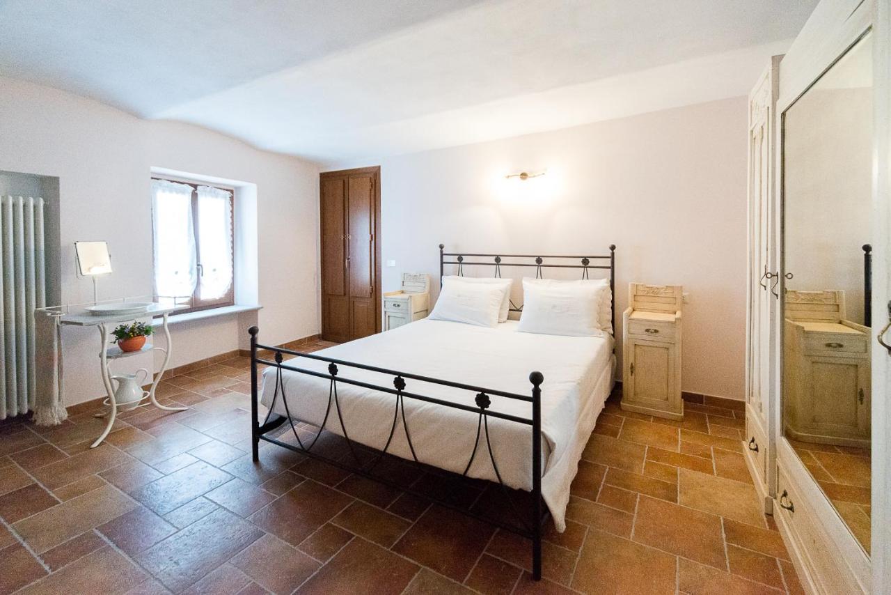 Domus Amica Bed & Breakfast Lu (Piedmont) Екстериор снимка