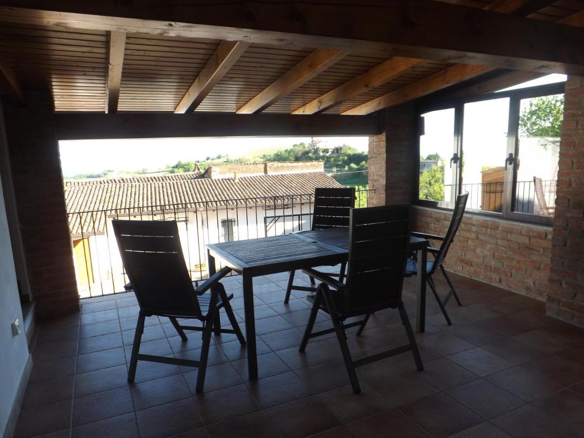 Domus Amica Bed & Breakfast Lu (Piedmont) Екстериор снимка